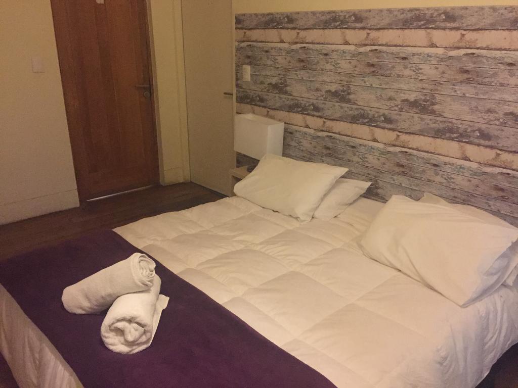 Hostal Caracol 圣地亚哥 外观 照片