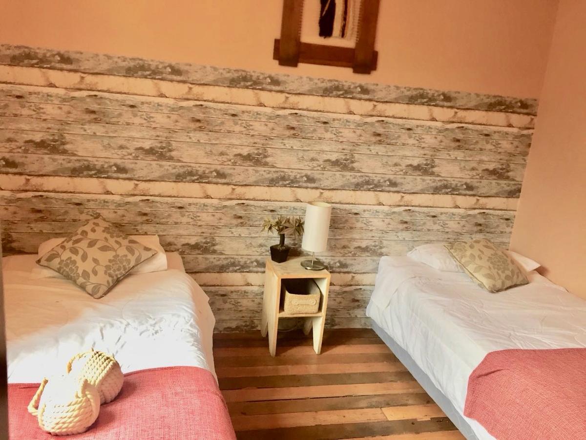 Hostal Caracol 圣地亚哥 外观 照片
